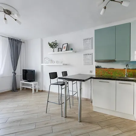 Mokotowska 67 Prywatne Mieszkanie Z Balkonem W Centrum Miasta I W Poblizu Ambasady Samodzielne Zameldowanie! Self Check-in System!